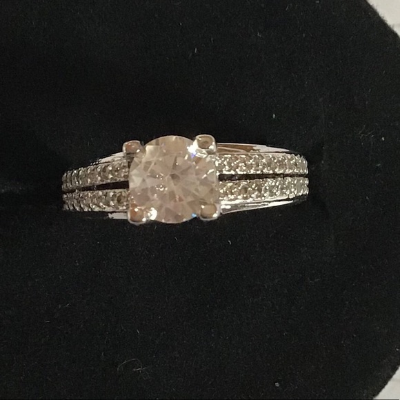 18k GP Diamond Engagement Ring Stamped - Picture 1 of 10